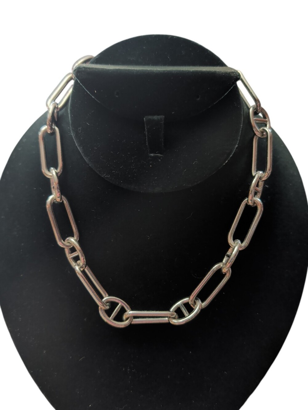 Express (#336) Silver-Tone Rectangular Paperclip Link Necklace